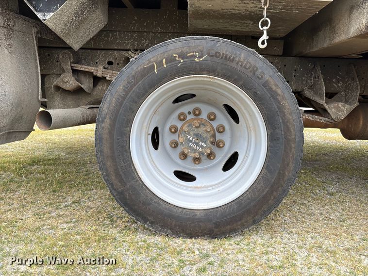 image for item YA2588 2018 RAM 5500 forestry bucket truck
