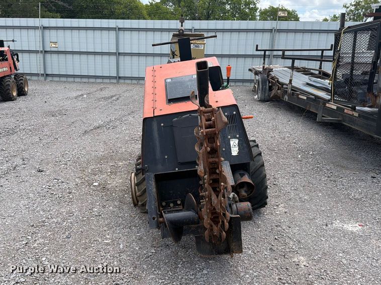 image for item YA2935 2015 Ditch Witch 410SX trencher