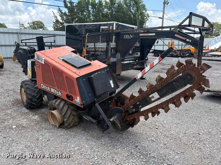 image for item YA2935 2015 Ditch Witch 410SX trencher