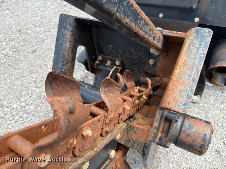 image for item YA2935 2015 Ditch Witch 410SX trencher