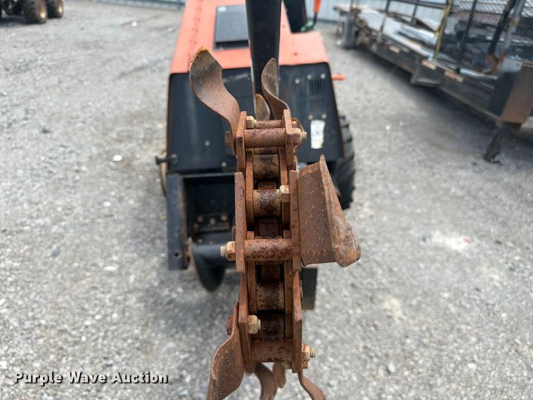 image for item YA2935 2015 Ditch Witch 410SX trencher
