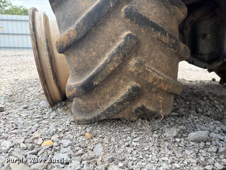 image for item YA2935 2015 Ditch Witch 410SX trencher