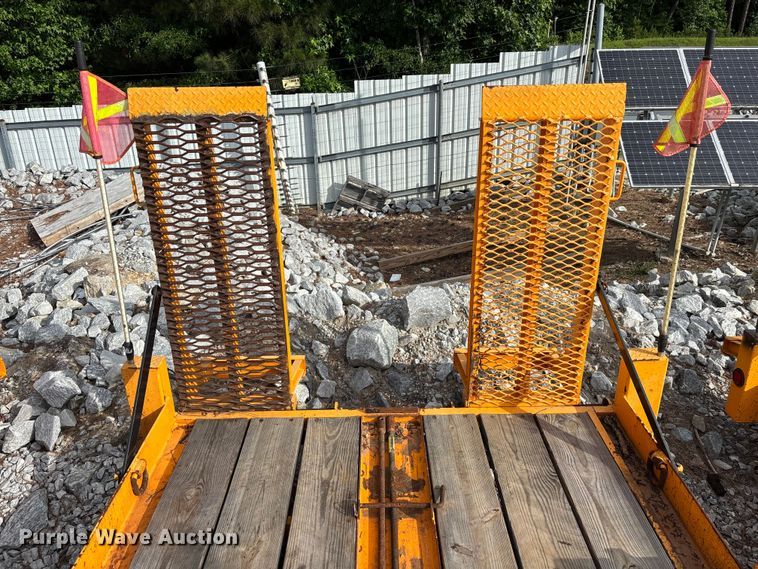 image for item YA3090 2020 Lucon 5T142BW-HDP equipment trailer