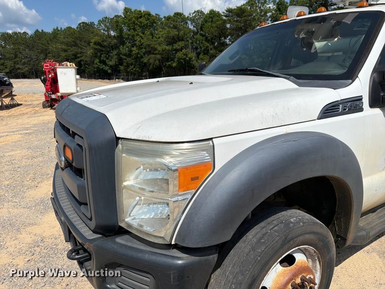 image for item YA3096 2015 Ford F450 Super Duty bucket truck