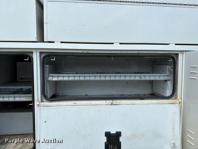 image for item YA3096 2015 Ford F450 Super Duty bucket truck