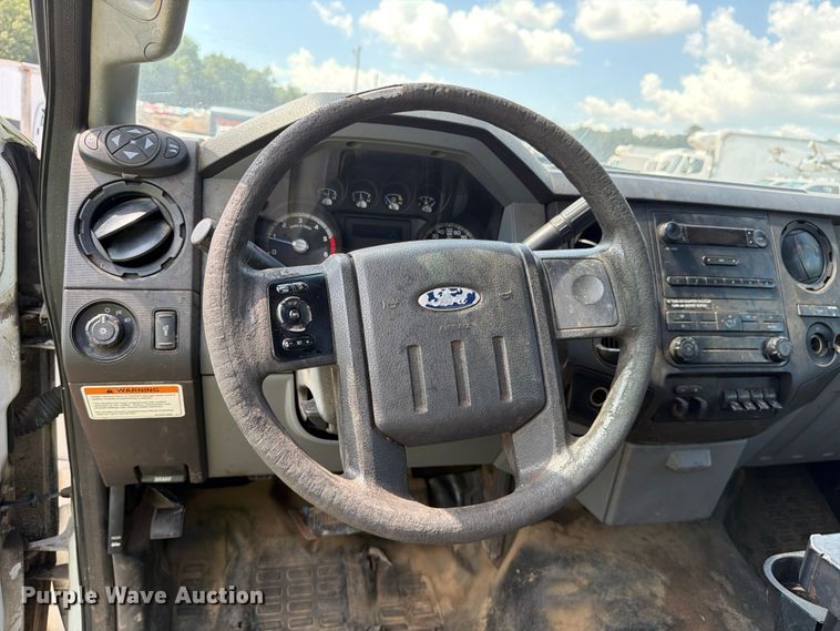 image for item YA3096 2015 Ford F450 Super Duty bucket truck