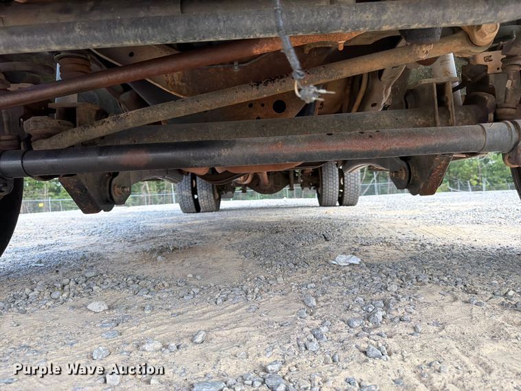 image for item YA3096 2015 Ford F450 Super Duty bucket truck