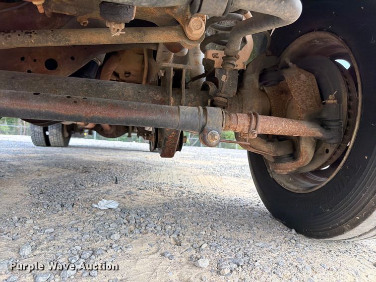 image for item YA3096 2015 Ford F450 Super Duty bucket truck