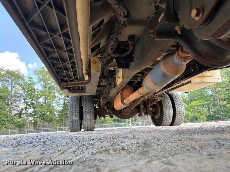 image for item YA3096 2015 Ford F450 Super Duty bucket truck