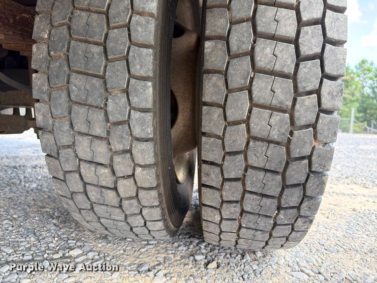 image for item YA3096 2015 Ford F450 Super Duty bucket truck