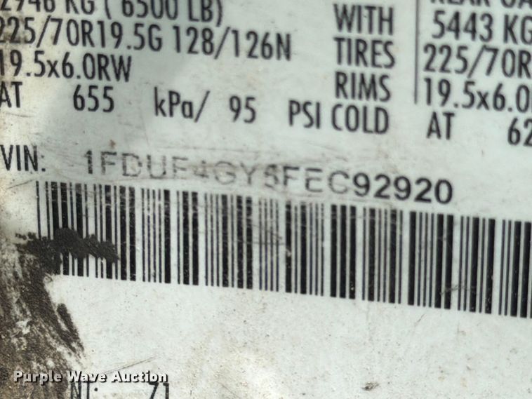 image for item YA3096 2015 Ford F450 Super Duty bucket truck