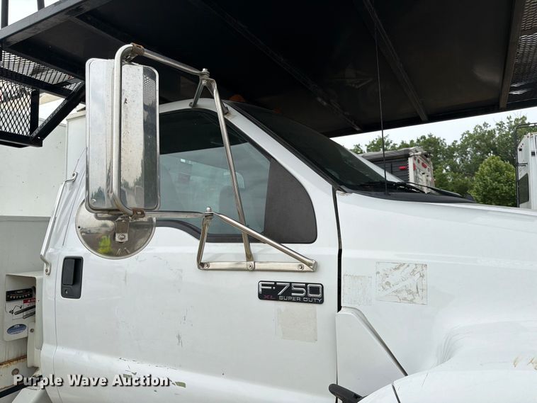 image for item YA3247 2015 Ford F750 Super Duty forestry bucket truck