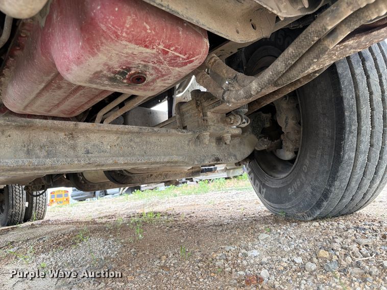 image for item YA3247 2015 Ford F750 Super Duty forestry bucket truck