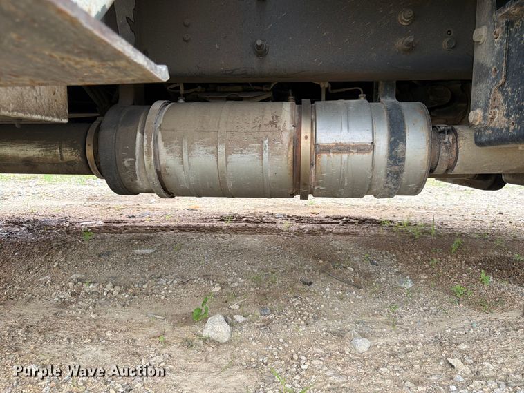 image for item YA3247 2015 Ford F750 Super Duty forestry bucket truck