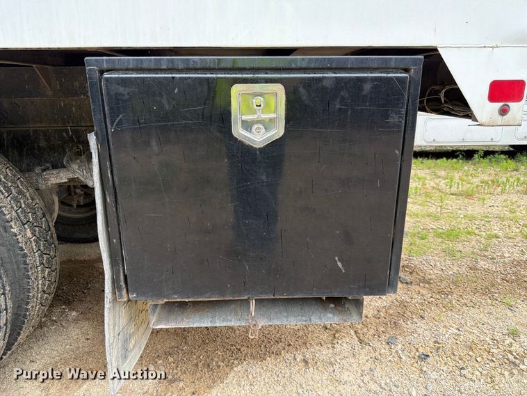image for item YA3247 2015 Ford F750 Super Duty forestry bucket truck
