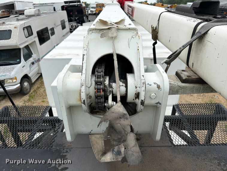 image for item YA3247 2015 Ford F750 Super Duty forestry bucket truck