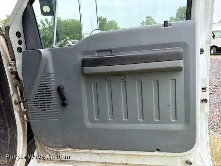 image for item YA3247 2015 Ford F750 Super Duty forestry bucket truck