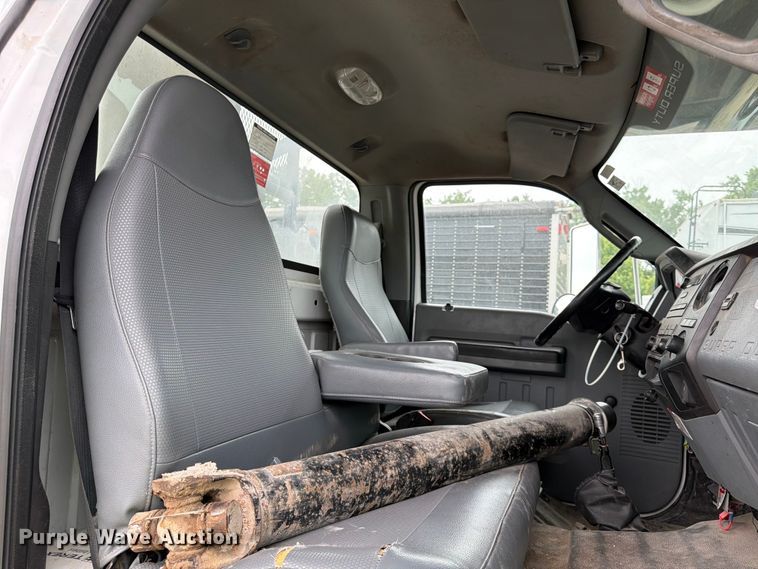 image for item YA3247 2015 Ford F750 Super Duty forestry bucket truck