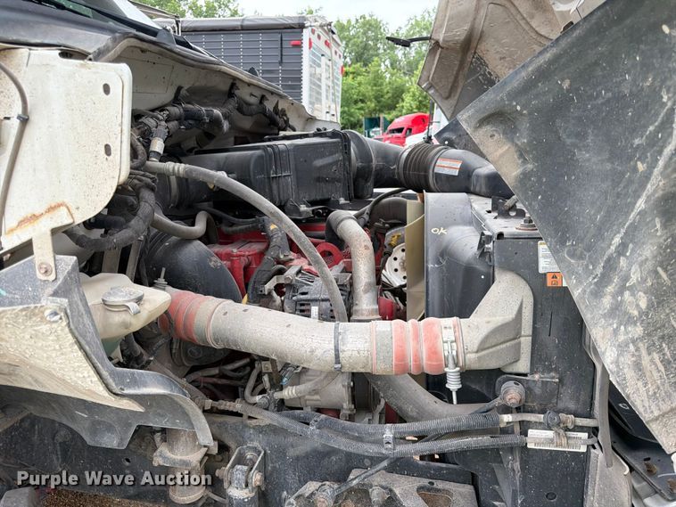 image for item YA3247 2015 Ford F750 Super Duty forestry bucket truck