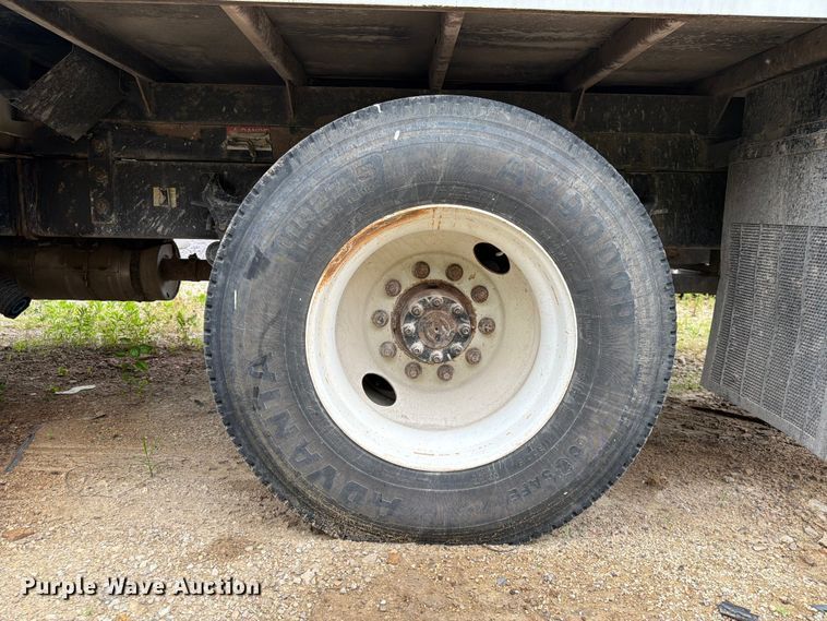 image for item YA3247 2015 Ford F750 Super Duty forestry bucket truck