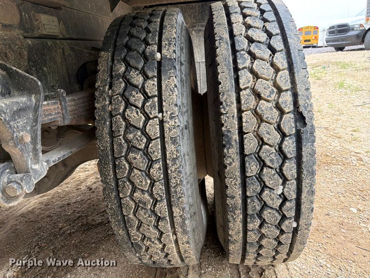 image for item YA3247 2015 Ford F750 Super Duty forestry bucket truck
