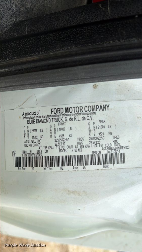image for item YA3247 2015 Ford F750 Super Duty forestry bucket truck