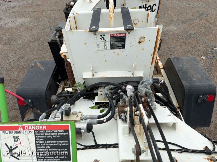 image for item YA3285 2016 Altec DC1317 wood chipper