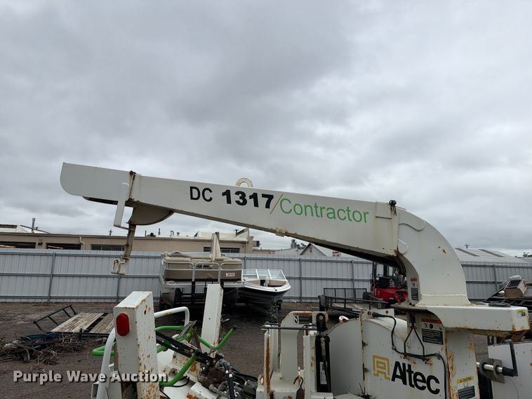 image for item YA3285 2016 Altec DC1317 wood chipper