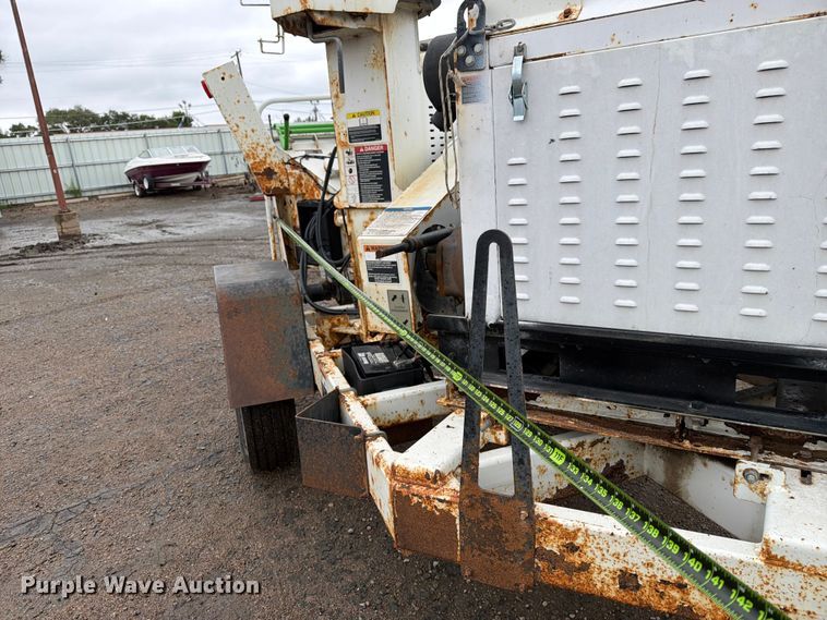 image for item YA3285 2016 Altec DC1317 wood chipper