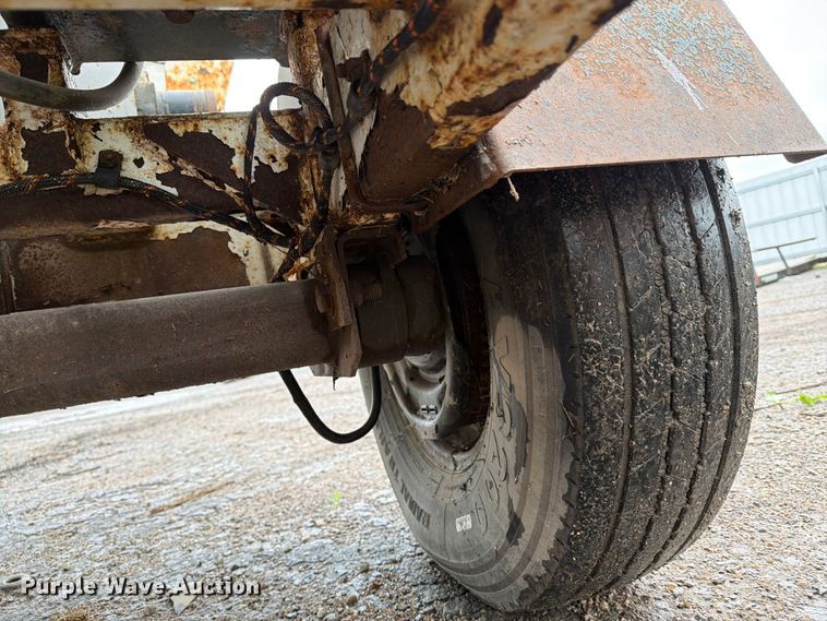 image for item YA3285 2016 Altec DC1317 wood chipper