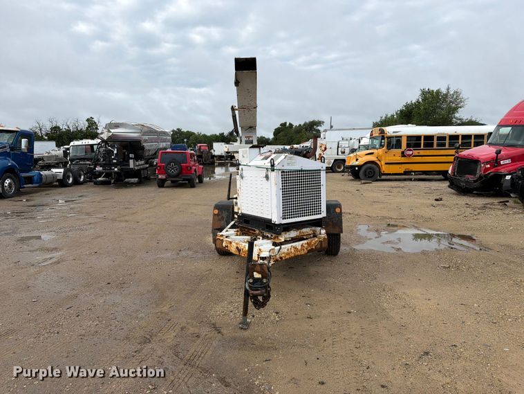 image for item YA3296 2016 Altec DC1317 wood chipper