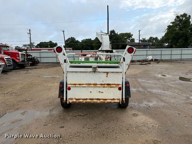 image for item YA3296 2016 Altec DC1317 wood chipper