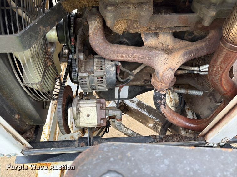 image for item YA3296 2016 Altec DC1317 wood chipper