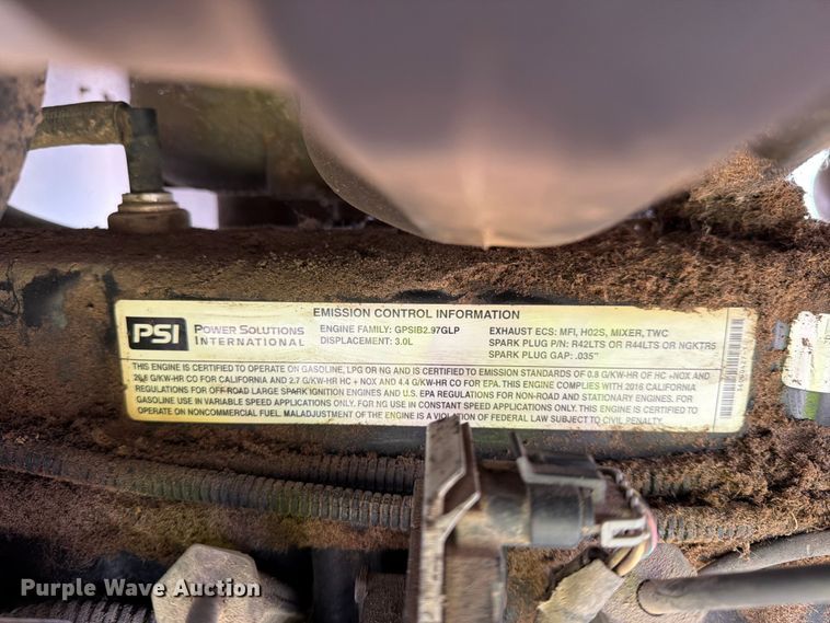 image for item YA3296 2016 Altec DC1317 wood chipper