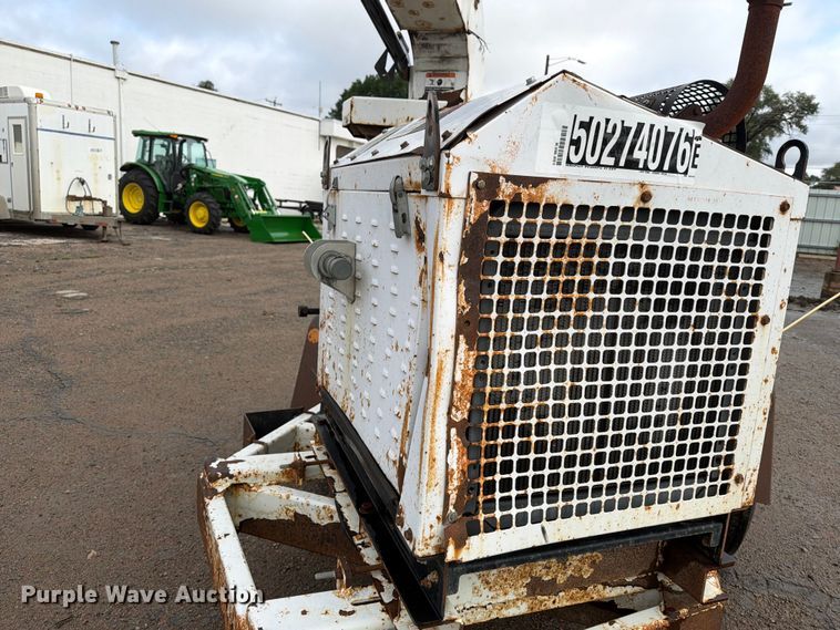 image for item YA3297 2016 Altec DC1317 wood chipper