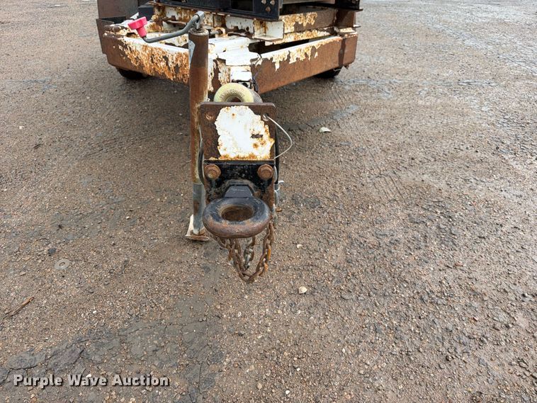image for item YA3297 2016 Altec DC1317 wood chipper