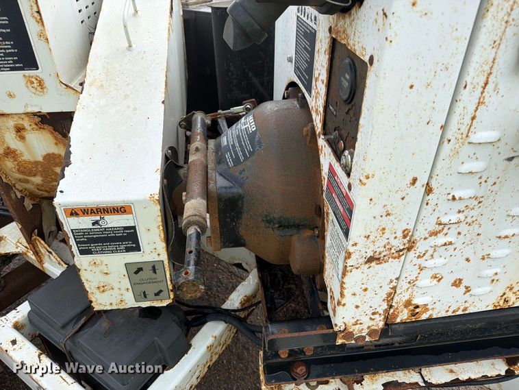 image for item YA3297 2016 Altec DC1317 wood chipper
