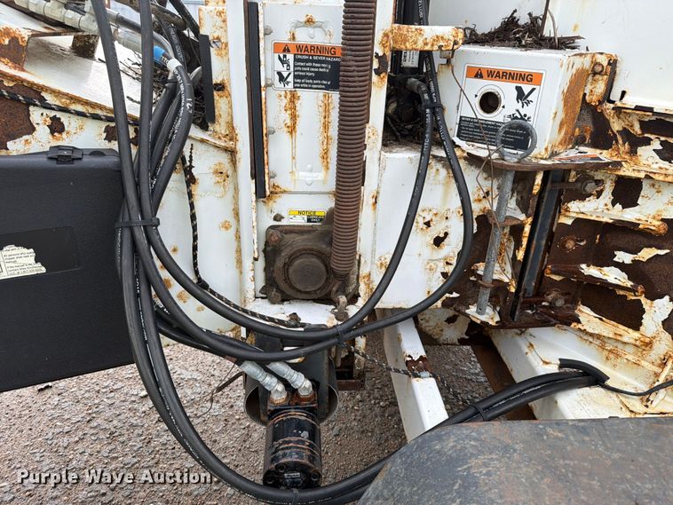 image for item YA3297 2016 Altec DC1317 wood chipper