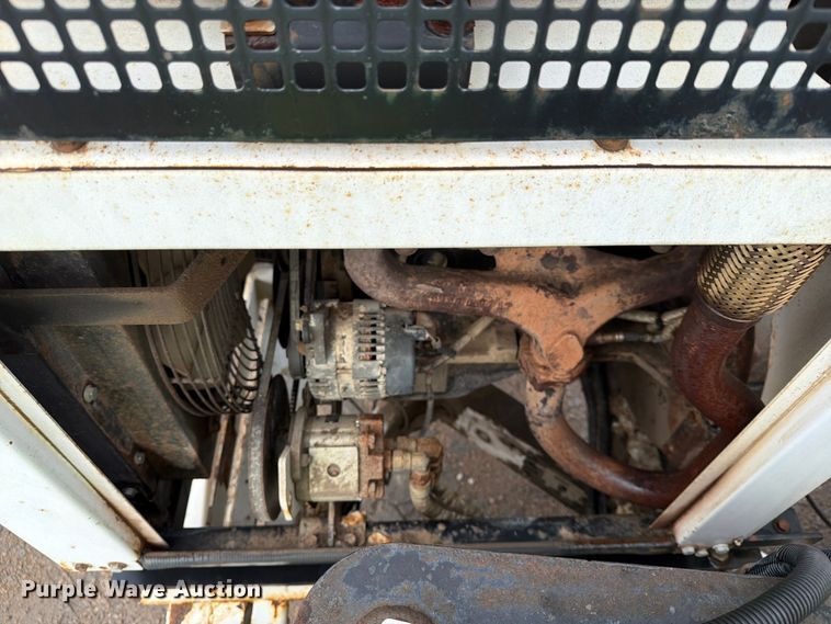 image for item YA3297 2016 Altec DC1317 wood chipper