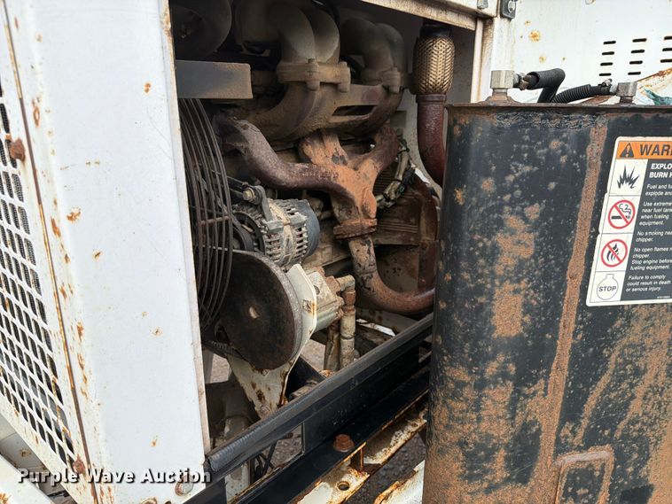 image for item YA3297 2016 Altec DC1317 wood chipper