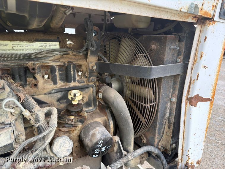 image for item YA3297 2016 Altec DC1317 wood chipper