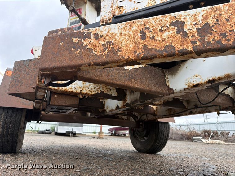 image for item YA3297 2016 Altec DC1317 wood chipper