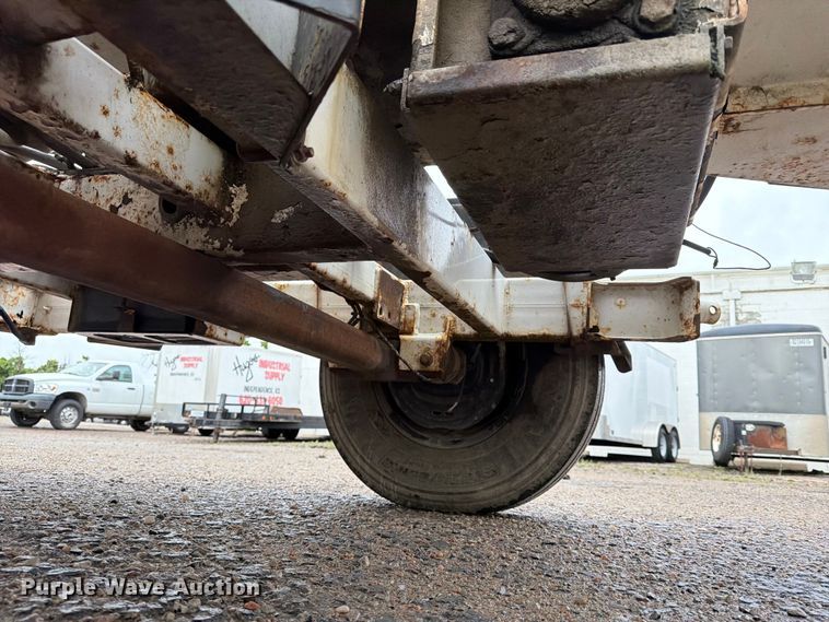 image for item YA3297 2016 Altec DC1317 wood chipper