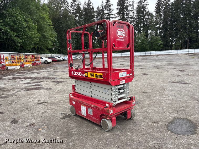 image for item YA3462 MEC 1330SE scissor lift