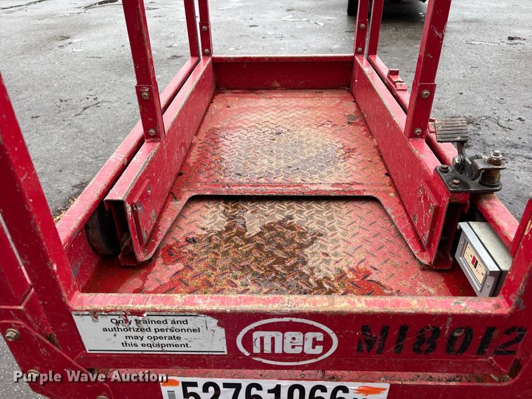 image for item YA3466 2018 MEC 1330SE scissor lift