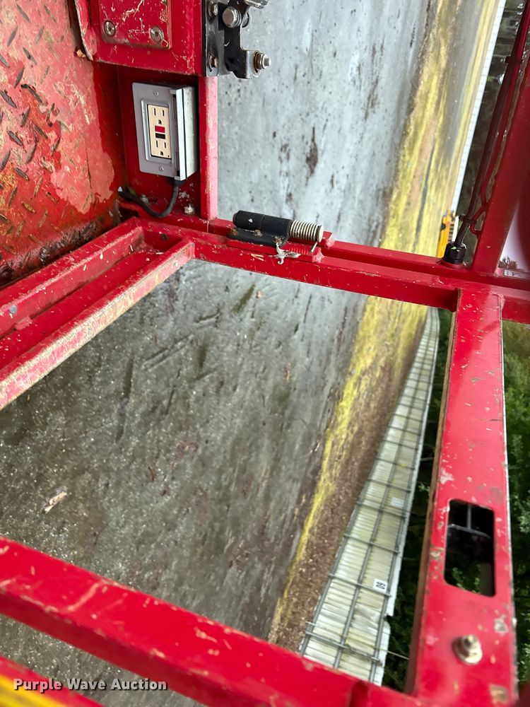 image for item YA3466 2018 MEC 1330SE scissor lift