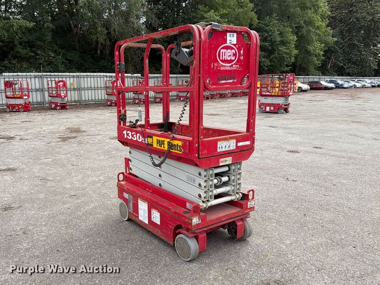 image for item YA3469 2019 MEC 1330SE scissor lift