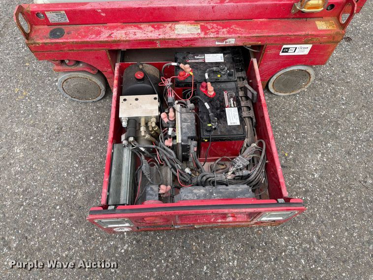 image for item YA3469 2019 MEC 1330SE scissor lift
