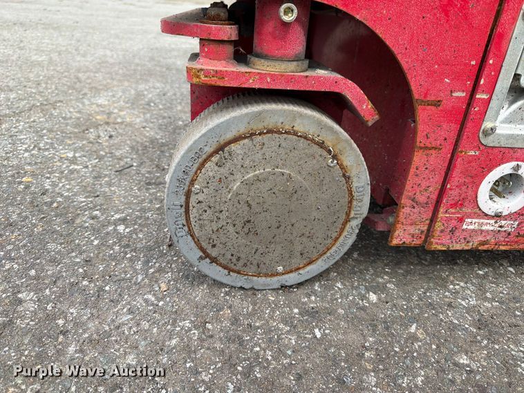 image for item YA3469 2019 MEC 1330SE scissor lift
