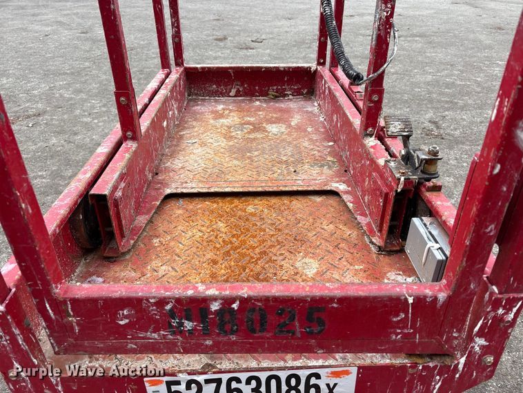 image for item YA3473 2019 MEC 1330SE scissor lift